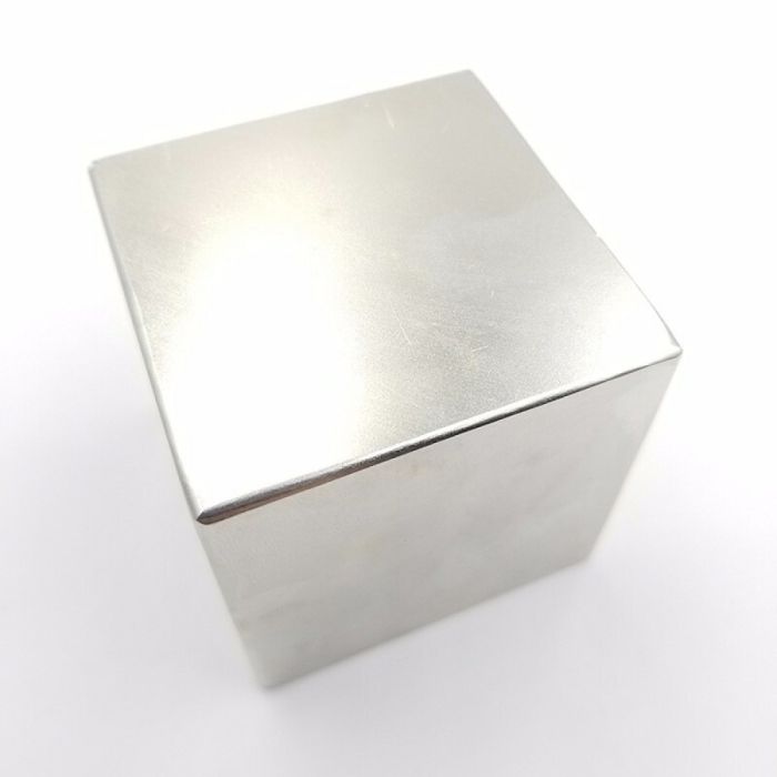 Неодимовый магнит-квадрат 50×50×55 мм