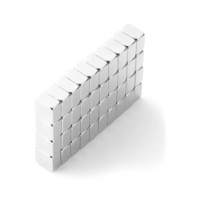 Неодимовий магніт-квадрат 5×5×3 мм